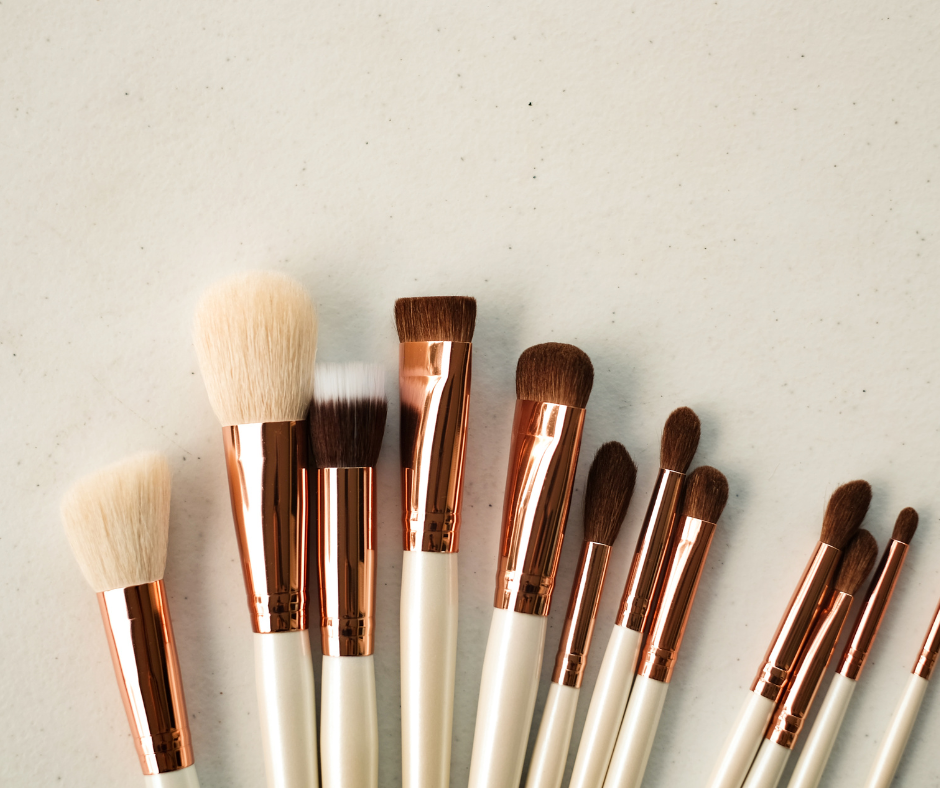 L'importanza di pulire regolarmente i pennelli da trucco