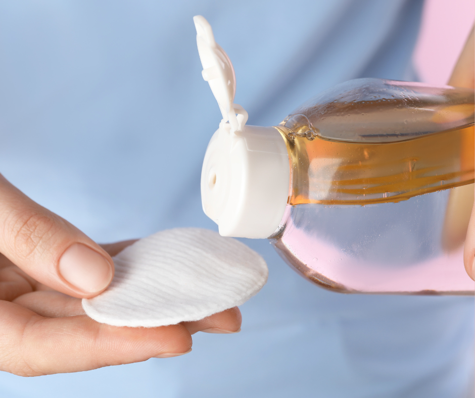 Cos'è l'acqua micellare e i suoi benefici