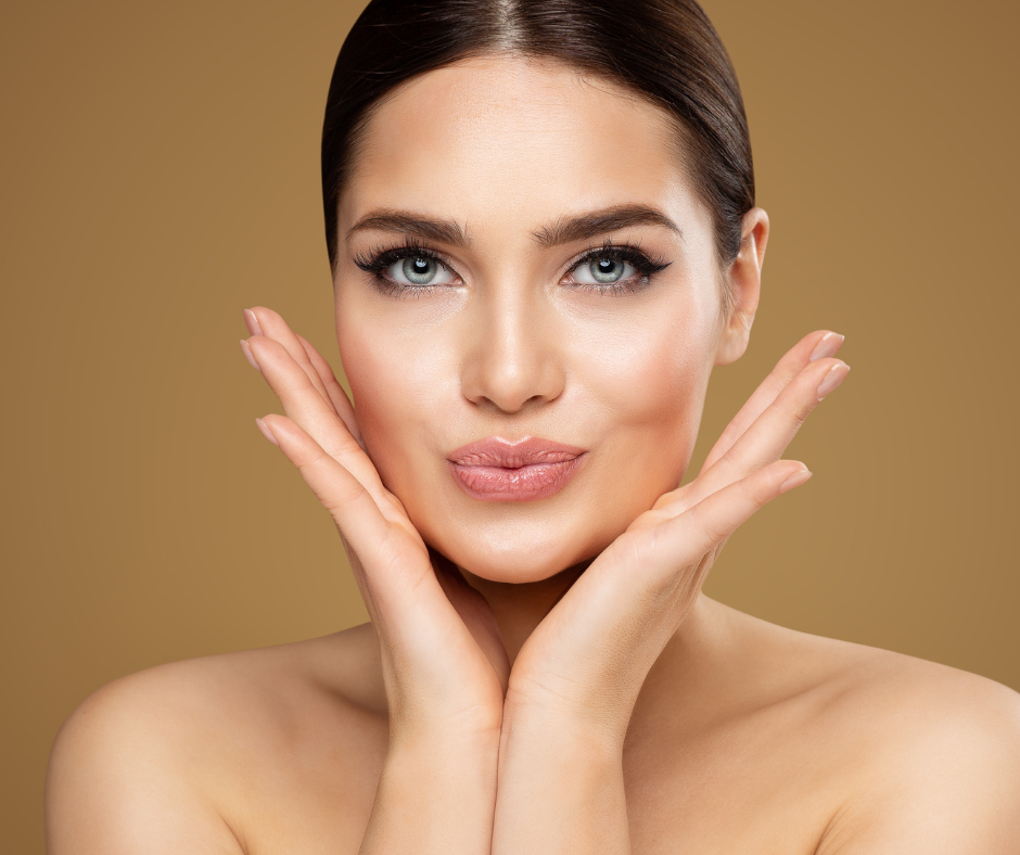 Il trucco per avere labbra più carnose senza chirurgia estetica