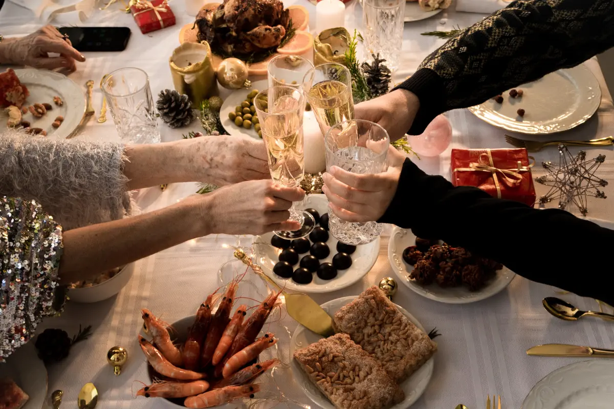 parenti problematici pranzo natale condivisione